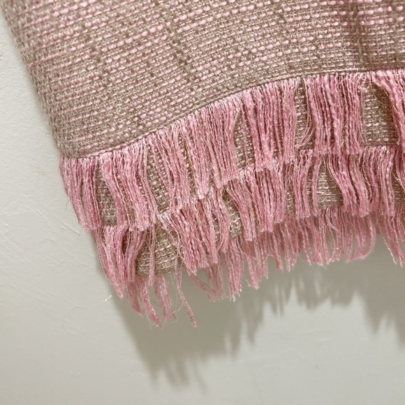FOREST LILY Women’s Pink Short Sleeve Tweed Dress Fringe Hem Lined Lurex Size 4 - Picture 4 of 10